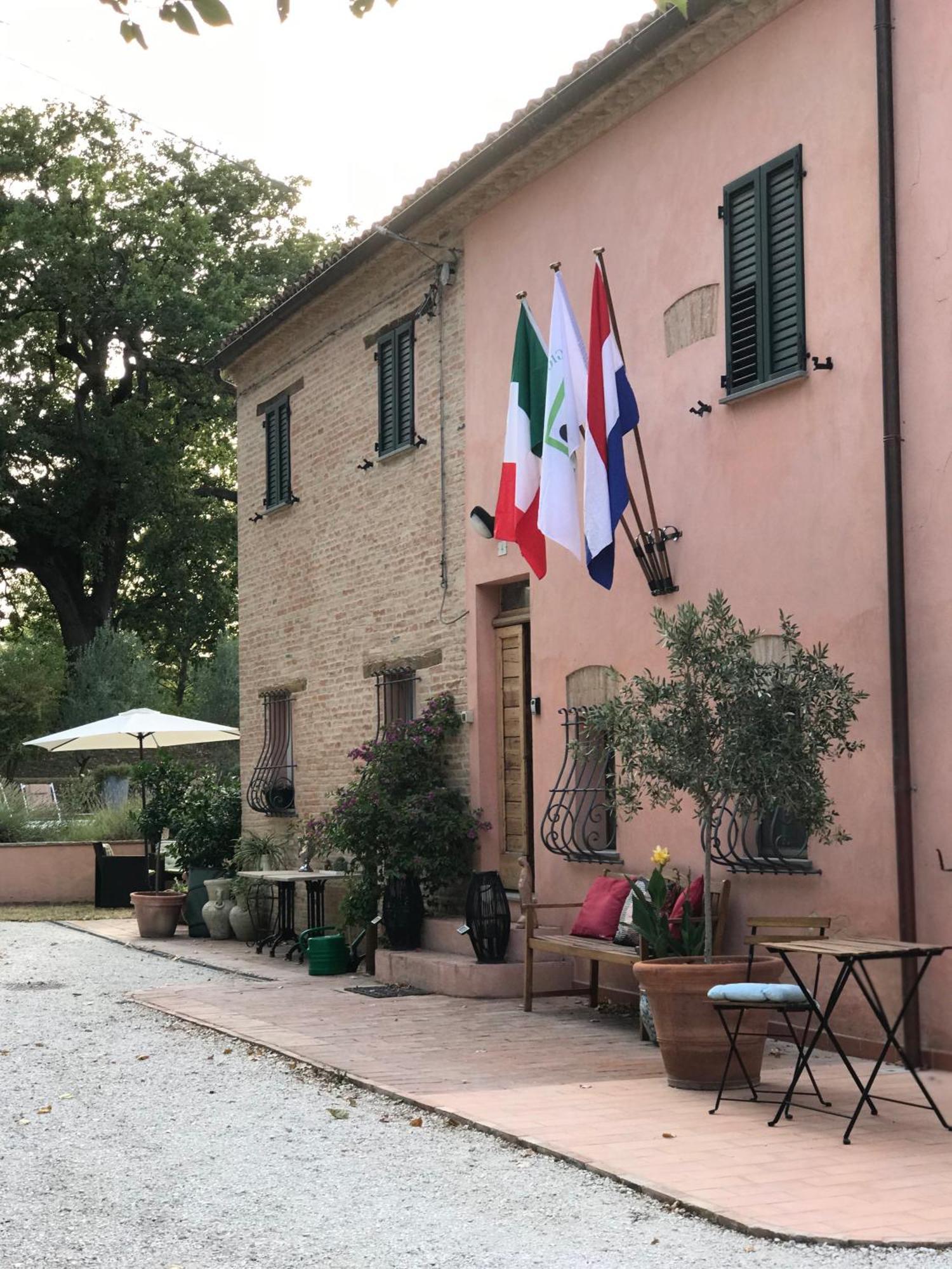 Il Posto Perfetto Bed & Breakfast Santa Maria Nuova  Екстериор снимка